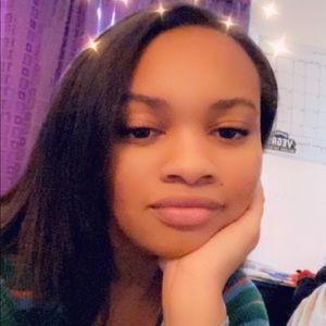 Meet your Posher, Jazmine